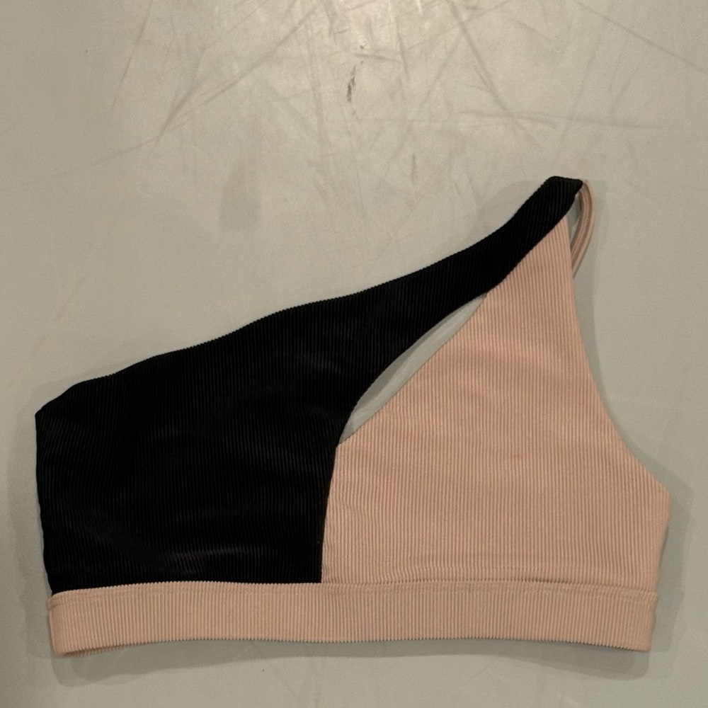 One shoulder dance top